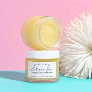 NIB Earth Harbor Citrine Sea scrub
